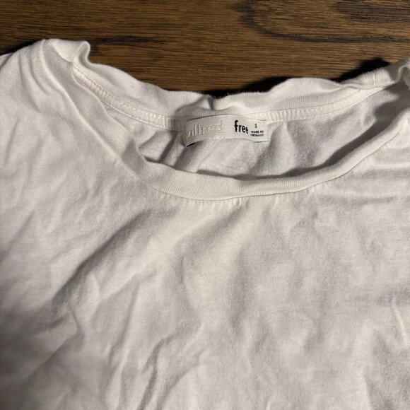 Wilfred Free Cropped Tee - Picture 2 of 4